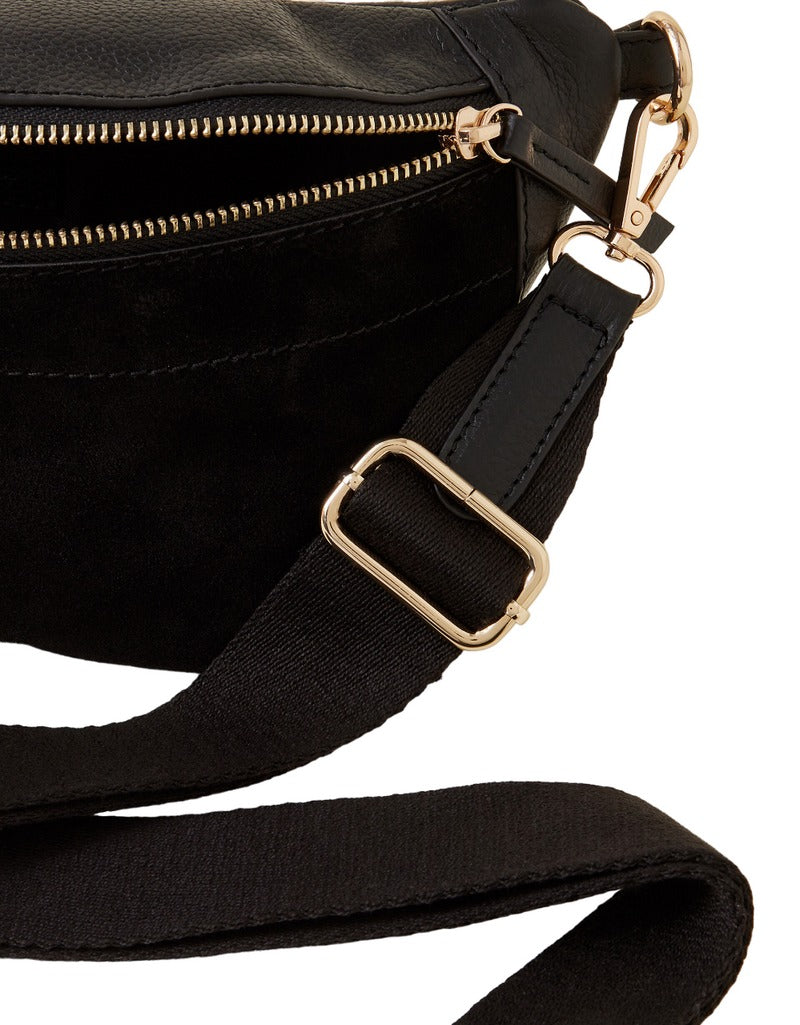 Supple Faux Leather Crossbody Bag – Adjustable Strap